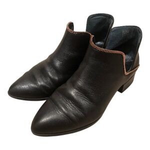 Halogen Women's Size 7M Piper Black Leather Zipper Detail Cutout Ankle Booties